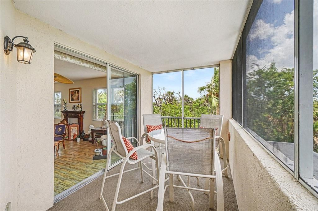 For Sale: $279,000 (3 beds, 2 baths, 1349 Square Feet)