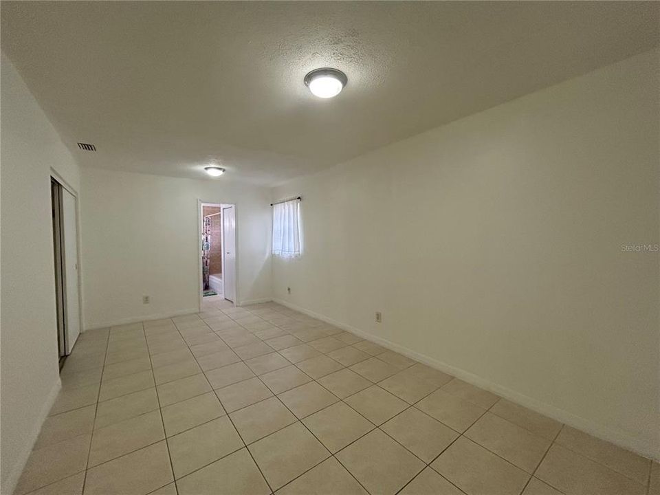 For Sale: $329,999 (2 beds, 2 baths, 1152 Square Feet)