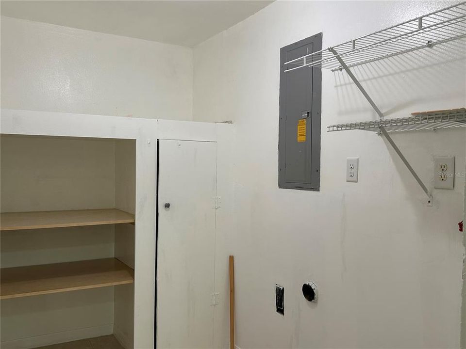 For Sale: $329,999 (2 beds, 2 baths, 1152 Square Feet)