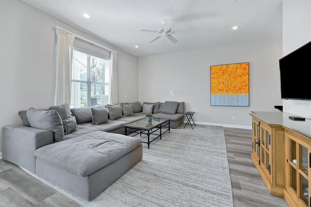 For Sale: $630,000 (4 beds, 2 baths, 2296 Square Feet)