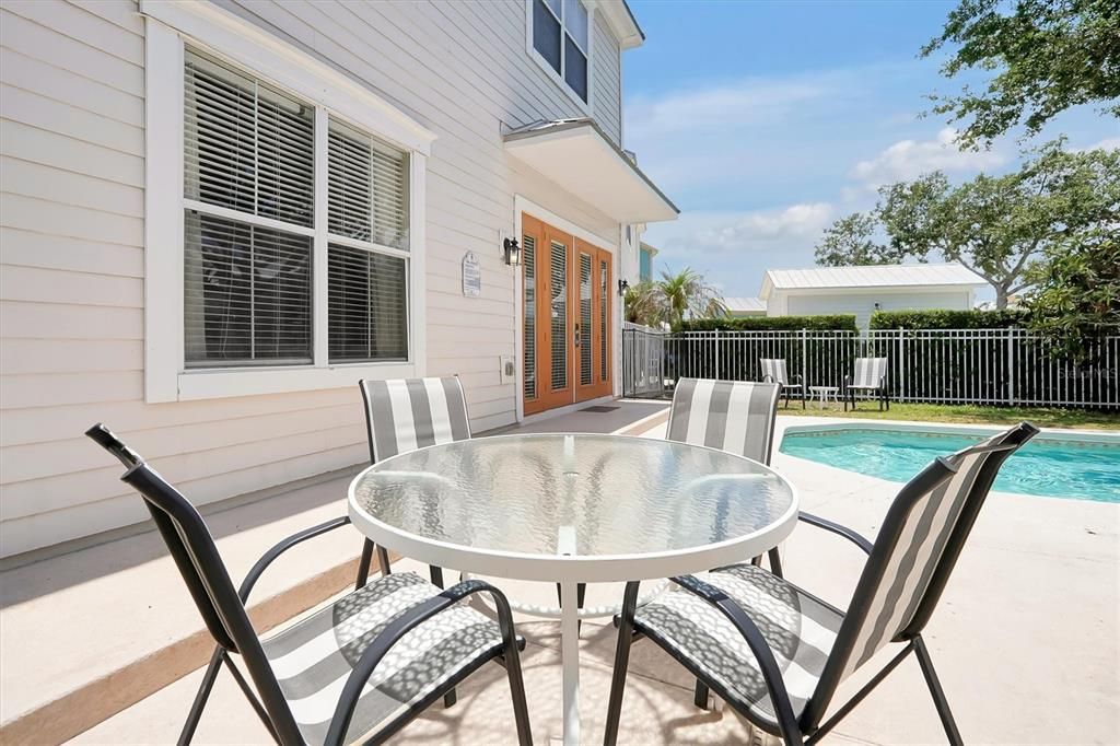 For Sale: $630,000 (4 beds, 2 baths, 2296 Square Feet)