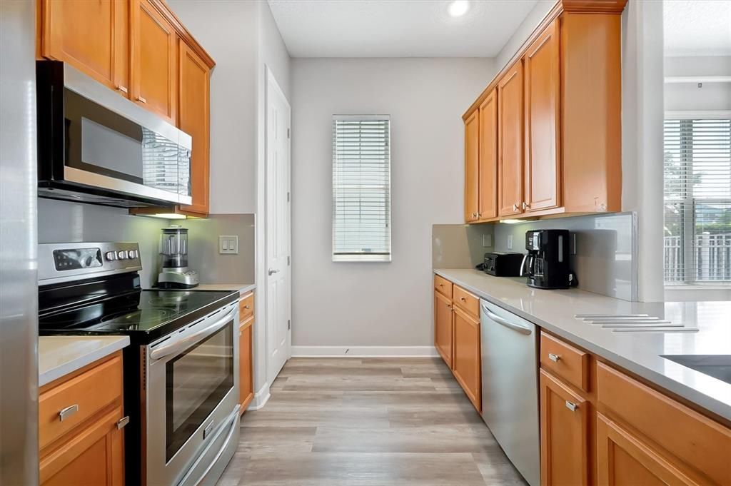 For Sale: $630,000 (4 beds, 2 baths, 2296 Square Feet)