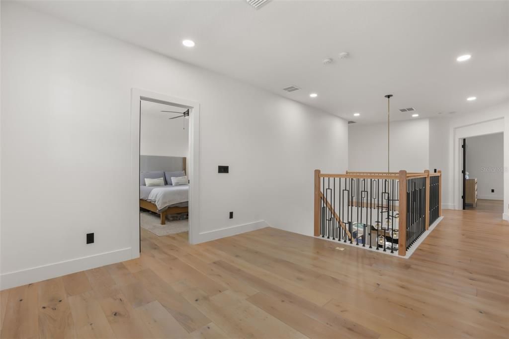 For Sale: $1,180,000 (6 beds, 4 baths, 4273 Square Feet)