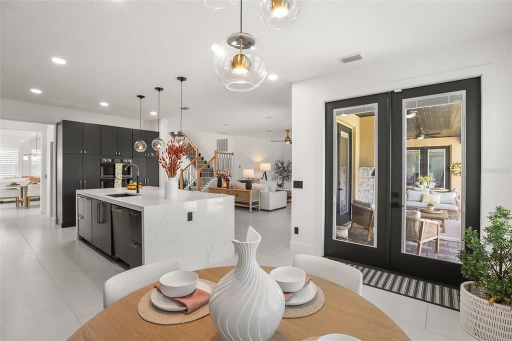 For Sale: $1,180,000 (6 beds, 4 baths, 4273 Square Feet)