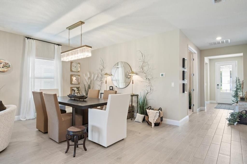 For Sale: $569,900 (3 beds, 3 baths, 2027 Square Feet)