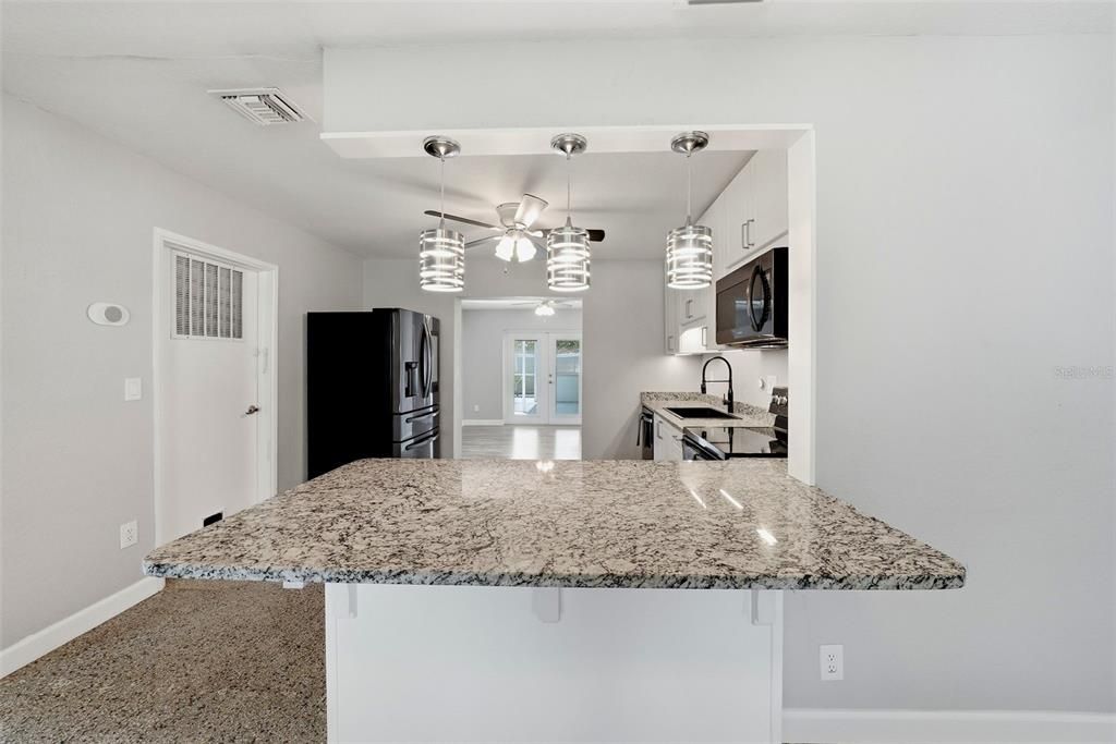 For Sale: $424,900 (3 beds, 2 baths, 1290 Square Feet)