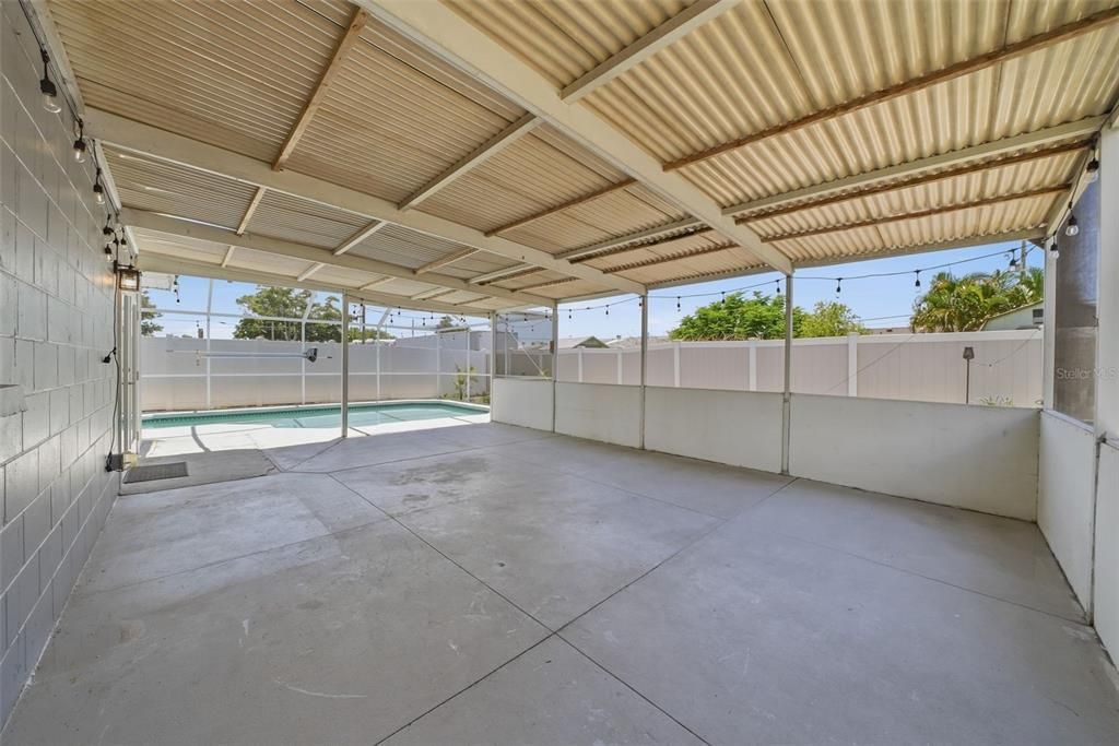 For Sale: $424,900 (3 beds, 2 baths, 1290 Square Feet)