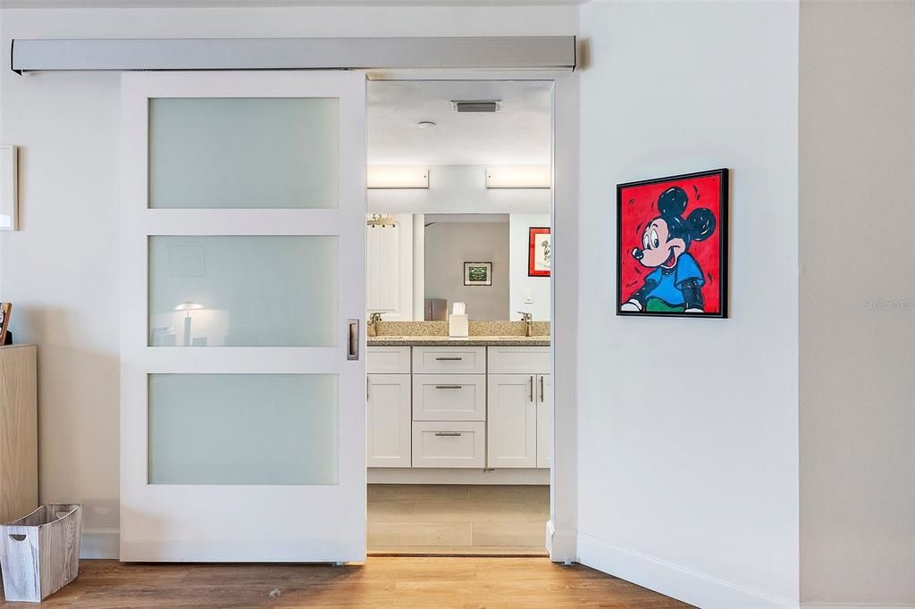 For Rent: $5,000 (2 beds, 2 baths, 2005 Square Feet)