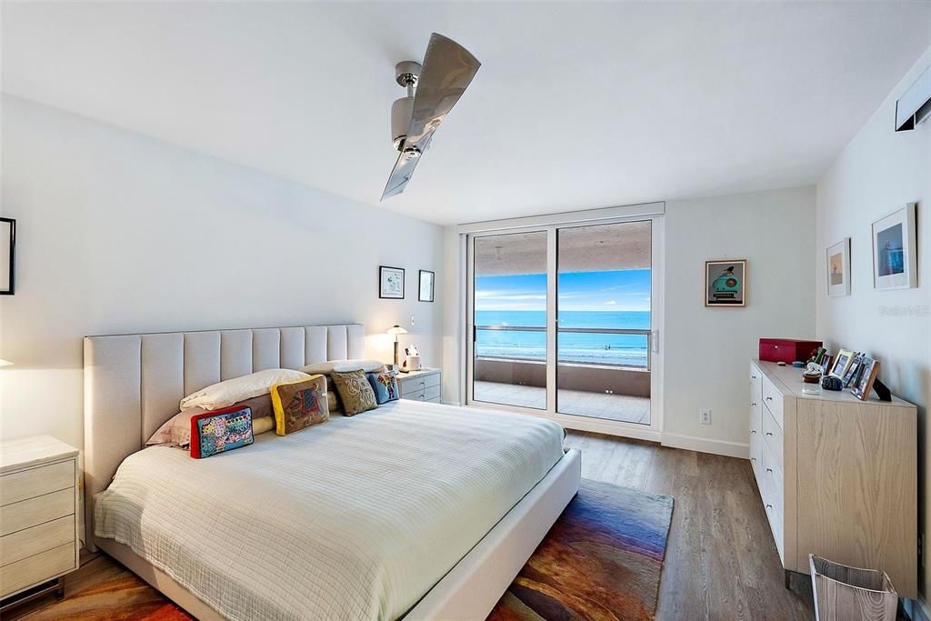 For Rent: $5,000 (2 beds, 2 baths, 2005 Square Feet)