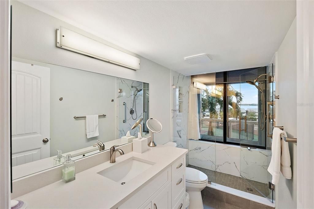 For Rent: $5,000 (2 beds, 2 baths, 2005 Square Feet)