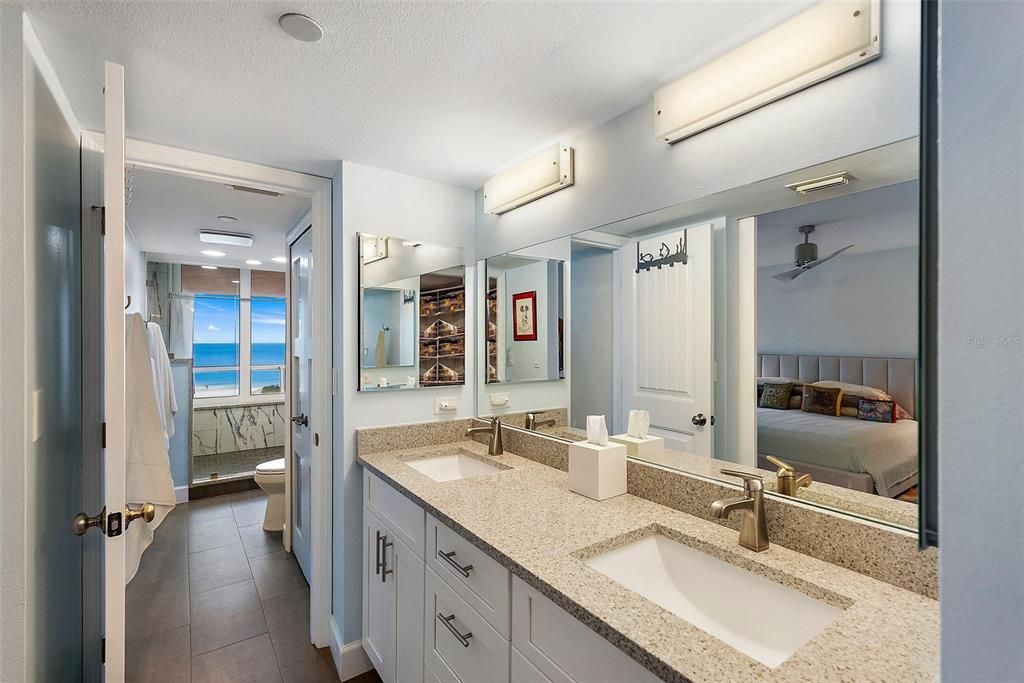 For Rent: $5,000 (2 beds, 2 baths, 2005 Square Feet)