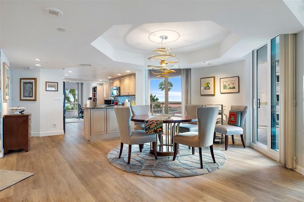 For Rent: $5,000 (2 beds, 2 baths, 2005 Square Feet)