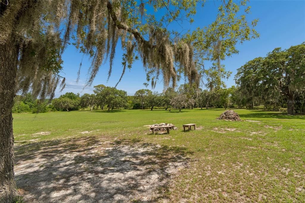 Active With Contract: $450,000 (3 beds, 1 baths, 1456 Square Feet)