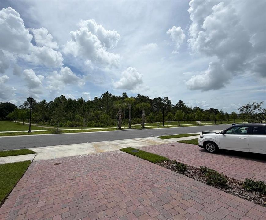 For Rent: $2,400 (3 beds, 2 baths, 1566 Square Feet)