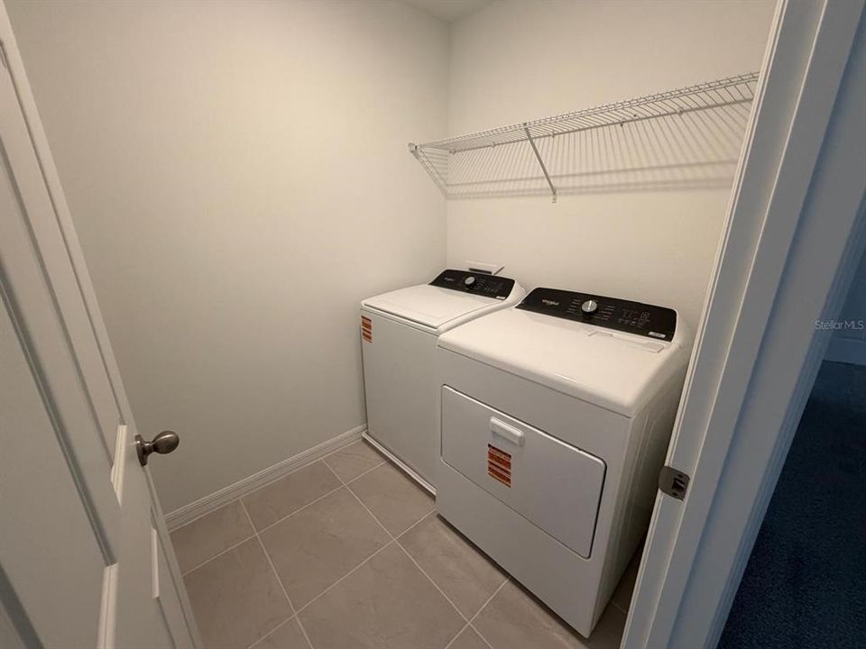 For Rent: $2,400 (3 beds, 2 baths, 1566 Square Feet)
