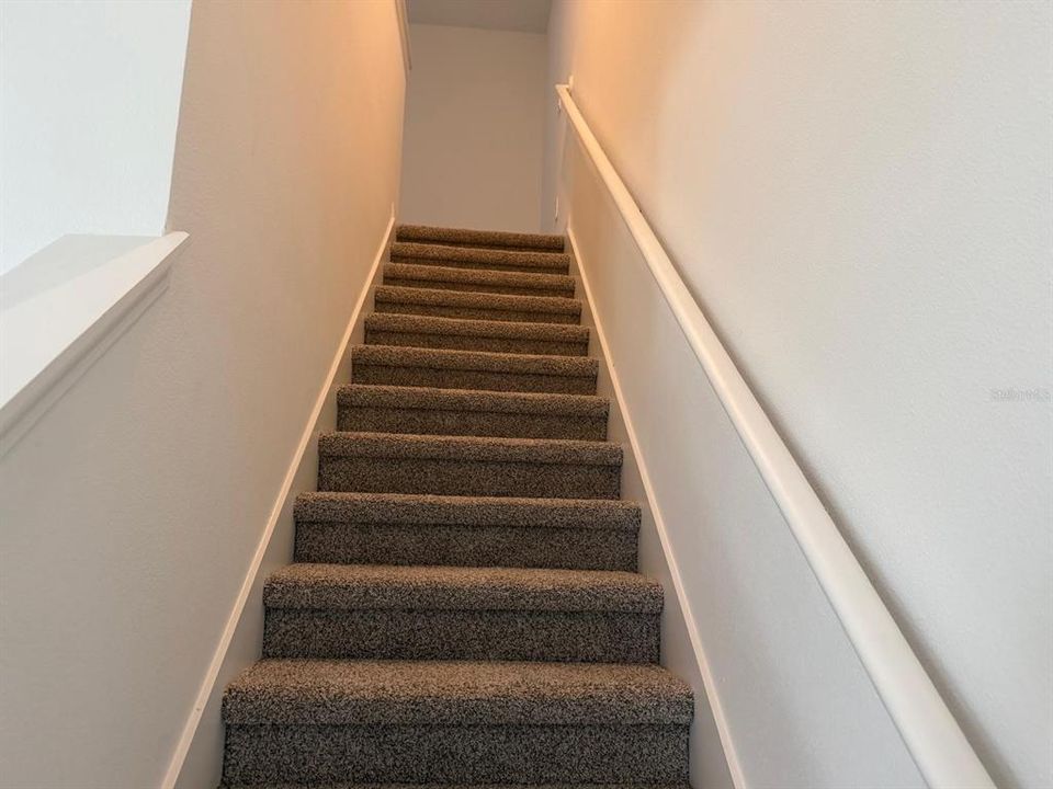 For Rent: $2,400 (3 beds, 2 baths, 1566 Square Feet)