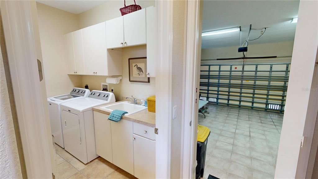 For Sale: $675,000 (3 beds, 2 baths, 2485 Square Feet)