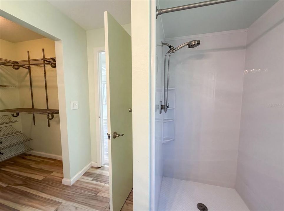 En Venta: $217,000 (2 camas, 2 baños, 1100 Pies cuadrados)