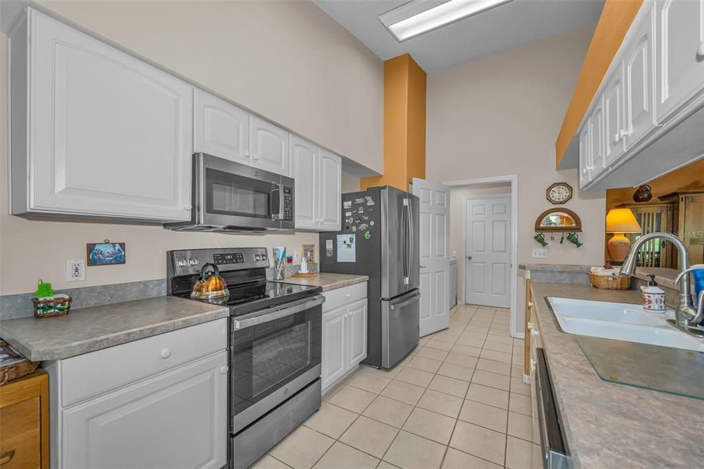 En Venta: $370,000 (2 camas, 2 baños, 1655 Pies cuadrados)