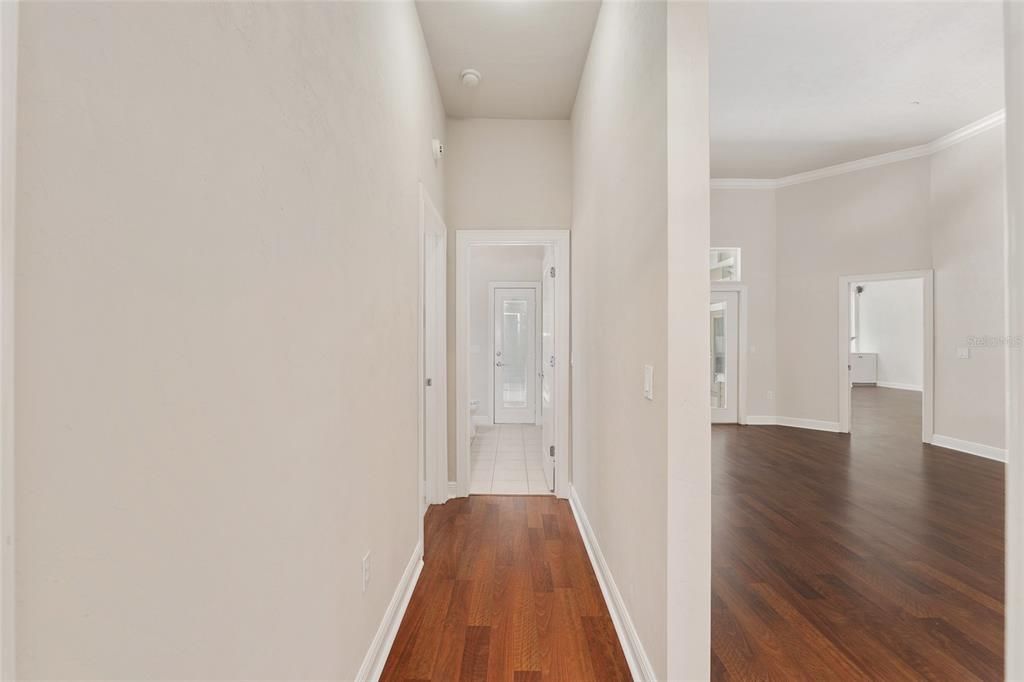 En Venta: $799,900 (5 camas, 3 baños, 3477 Pies cuadrados)