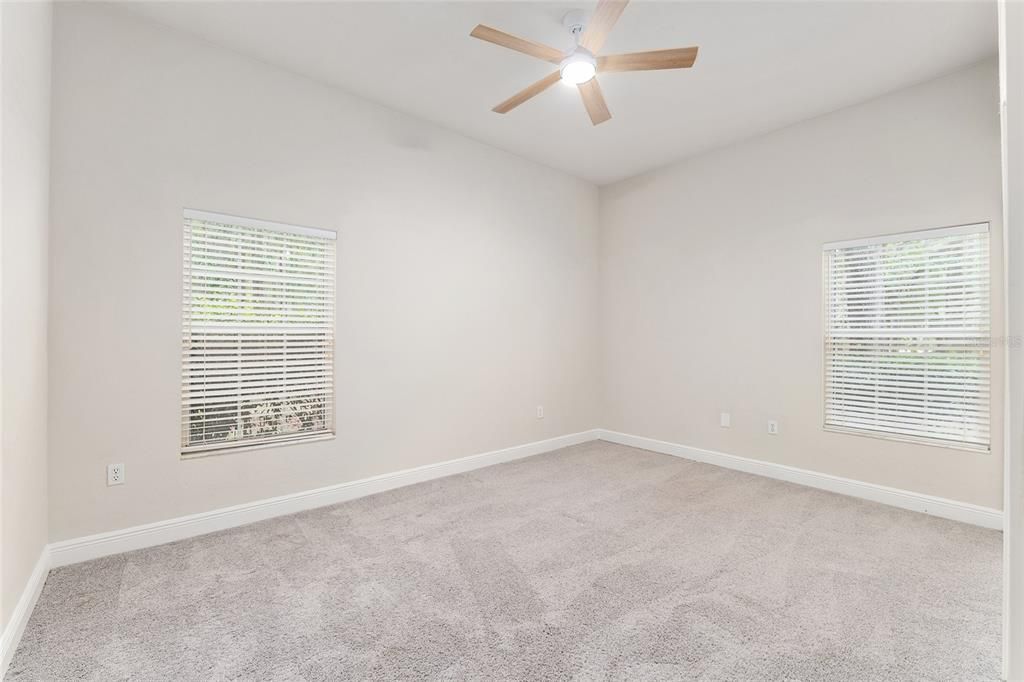 En Venta: $799,900 (5 camas, 3 baños, 3477 Pies cuadrados)