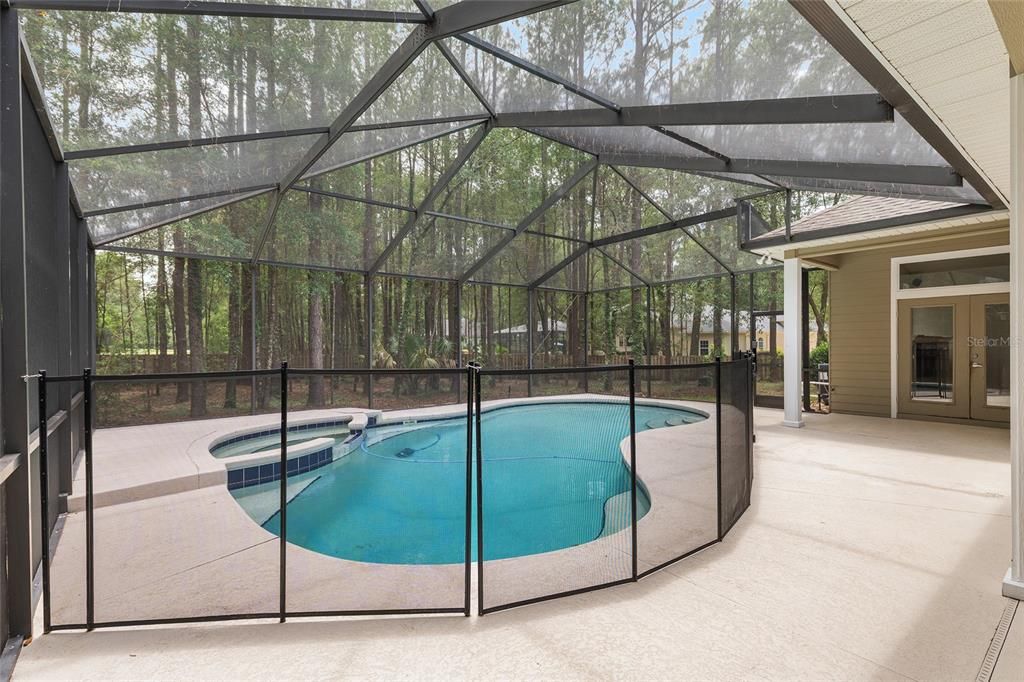 En Venta: $799,900 (5 camas, 3 baños, 3477 Pies cuadrados)