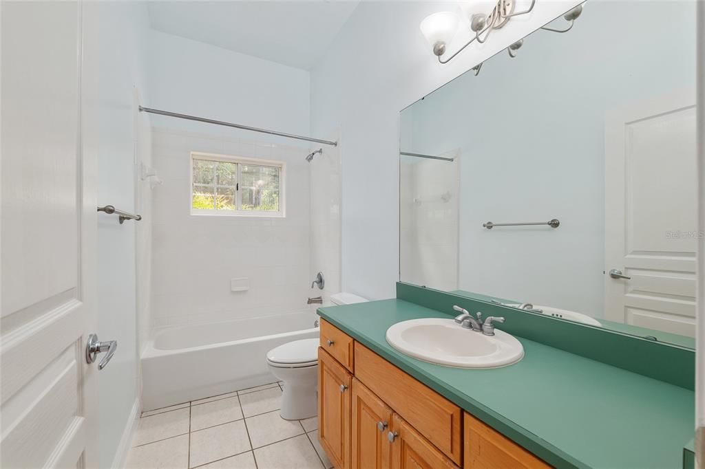 En Venta: $799,900 (5 camas, 3 baños, 3477 Pies cuadrados)