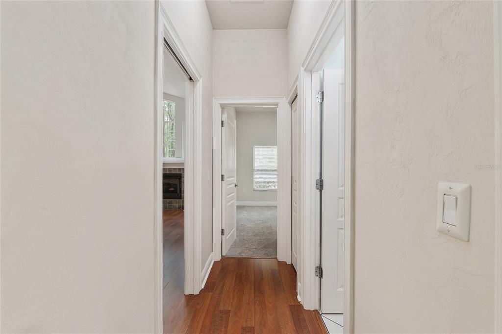 En Venta: $799,900 (5 camas, 3 baños, 3477 Pies cuadrados)