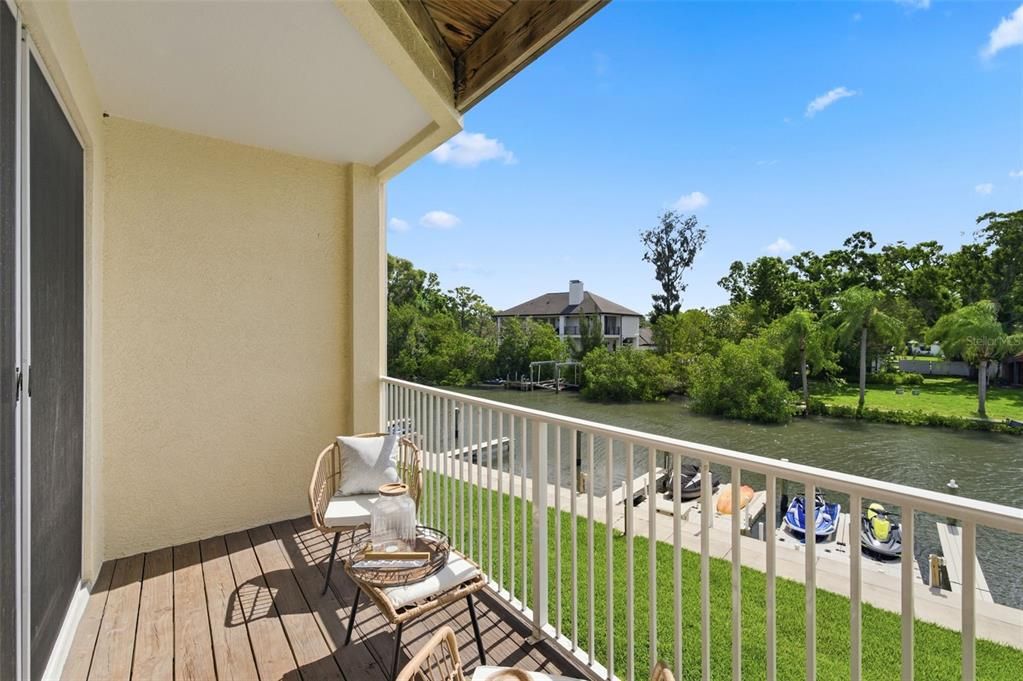 For Sale: $475,000 (3 beds, 3 baths, 1834 Square Feet)
