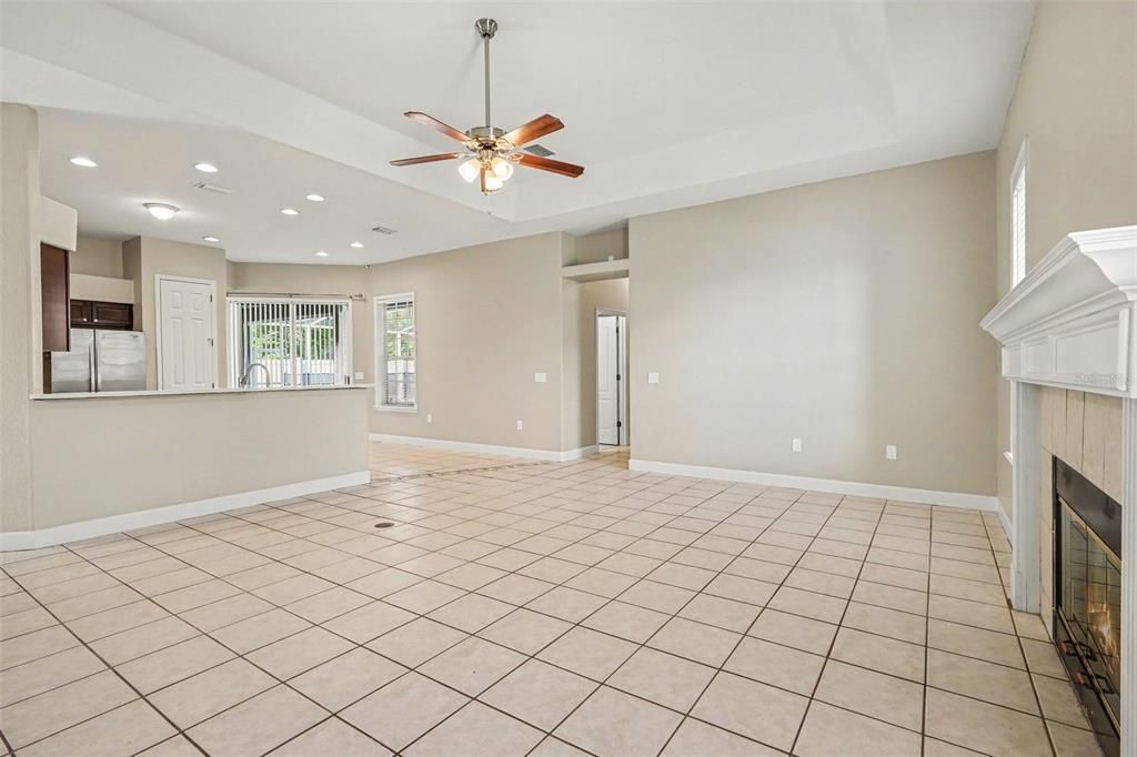 For Sale: $499,900 (4 beds, 2 baths, 2316 Square Feet)