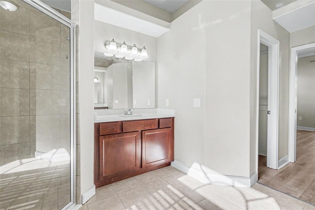 For Sale: $499,900 (4 beds, 2 baths, 2316 Square Feet)