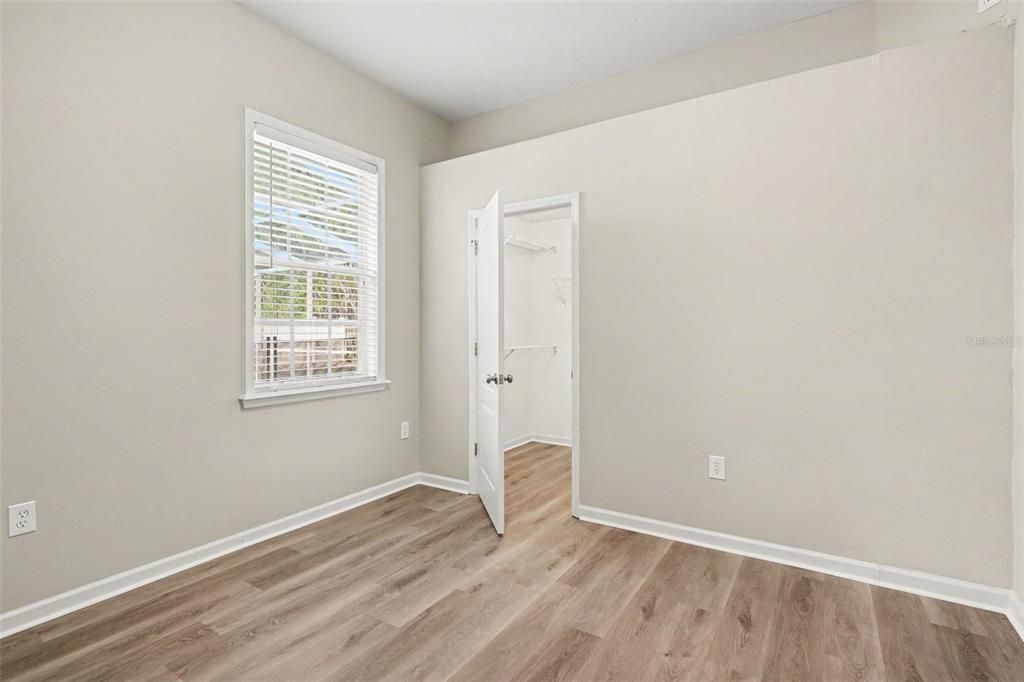 For Sale: $499,900 (4 beds, 2 baths, 2316 Square Feet)