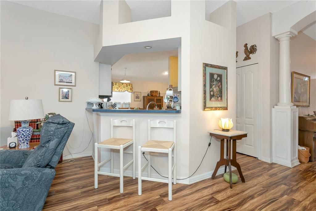 For Sale: $385,000 (4 beds, 2 baths, 1864 Square Feet)