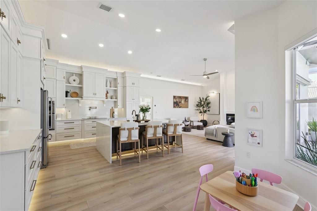 Active With Contract: $825,000 (3 beds, 3 baths, 2738 Square Feet)