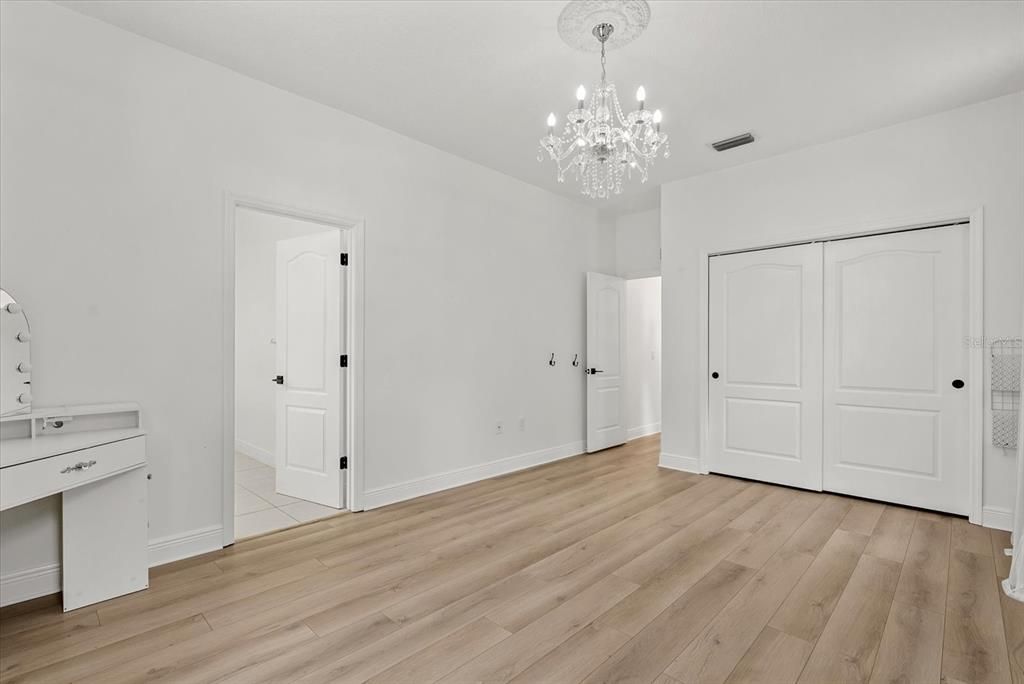 Active With Contract: $825,000 (3 beds, 3 baths, 2738 Square Feet)