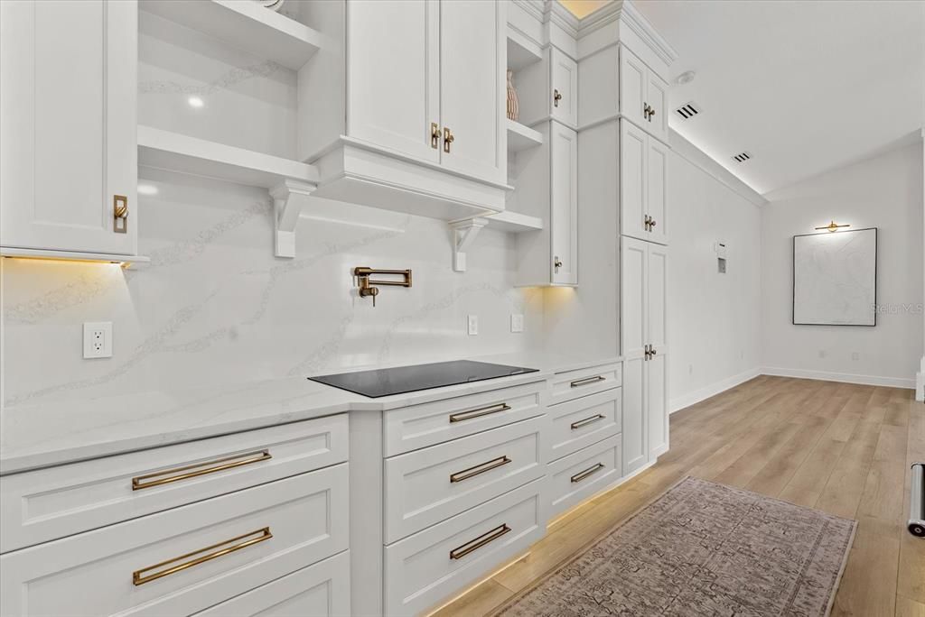Active With Contract: $825,000 (3 beds, 3 baths, 2738 Square Feet)