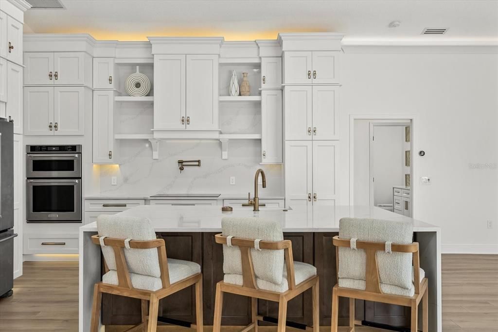 Active With Contract: $825,000 (3 beds, 3 baths, 2738 Square Feet)