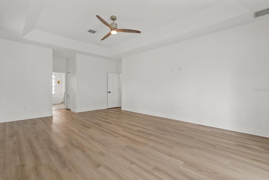 Active With Contract: $825,000 (3 beds, 3 baths, 2738 Square Feet)