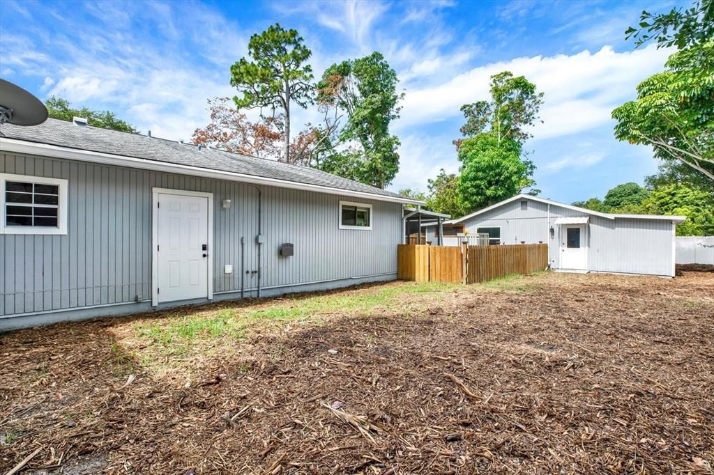 For Sale: $425,000 (3 beds, 2 baths, 1250 Square Feet)