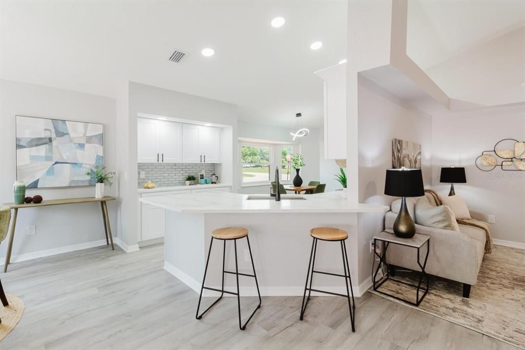 For Sale: $530,000 (3 beds, 2 baths, 1726 Square Feet)