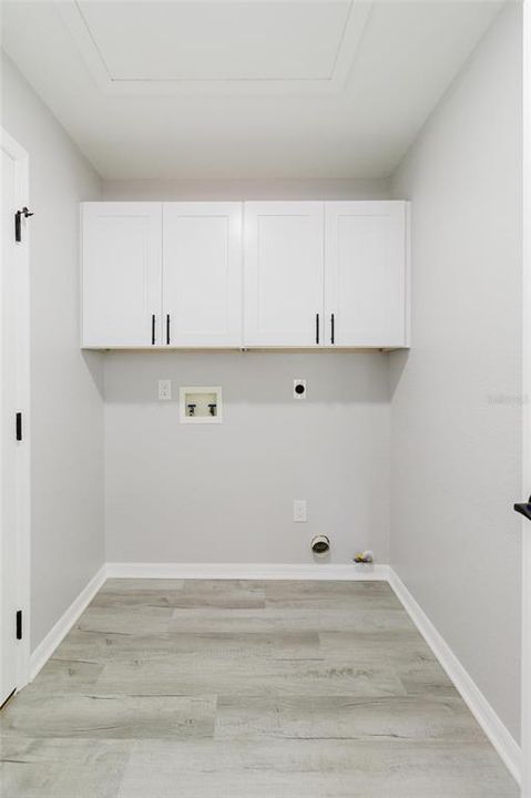 For Sale: $530,000 (3 beds, 2 baths, 1726 Square Feet)