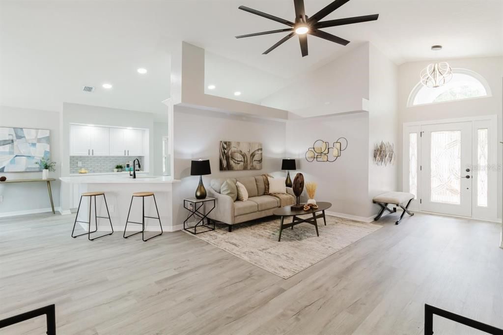 For Sale: $530,000 (3 beds, 2 baths, 1726 Square Feet)
