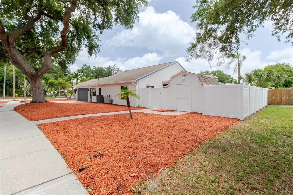 For Sale: $530,000 (3 beds, 2 baths, 1726 Square Feet)
