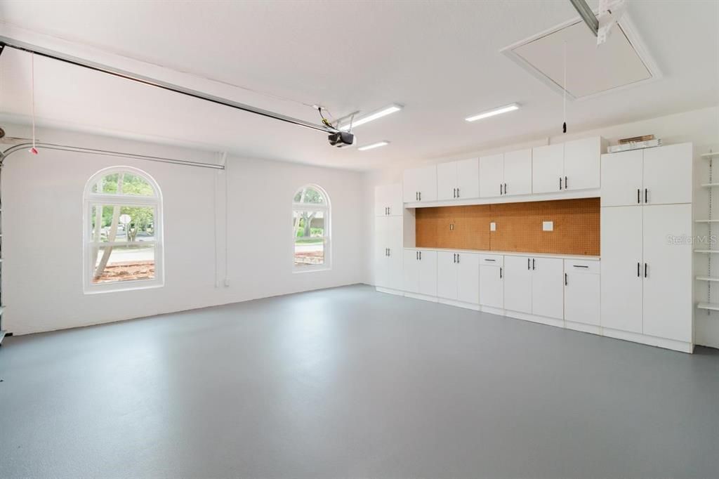 For Sale: $530,000 (3 beds, 2 baths, 1726 Square Feet)