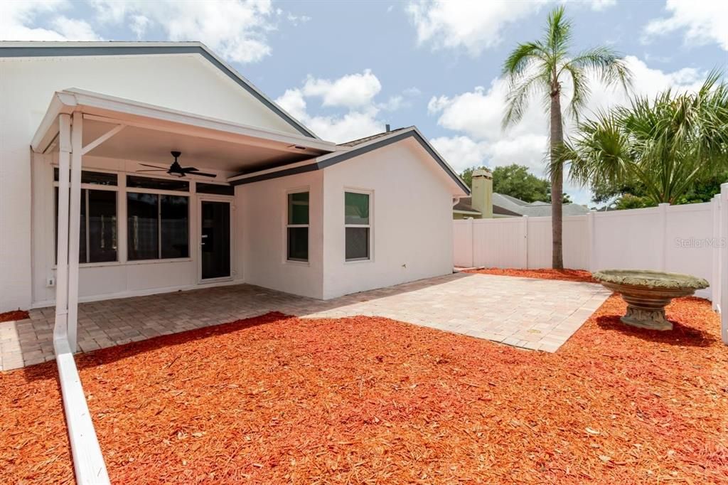 For Sale: $530,000 (3 beds, 2 baths, 1726 Square Feet)