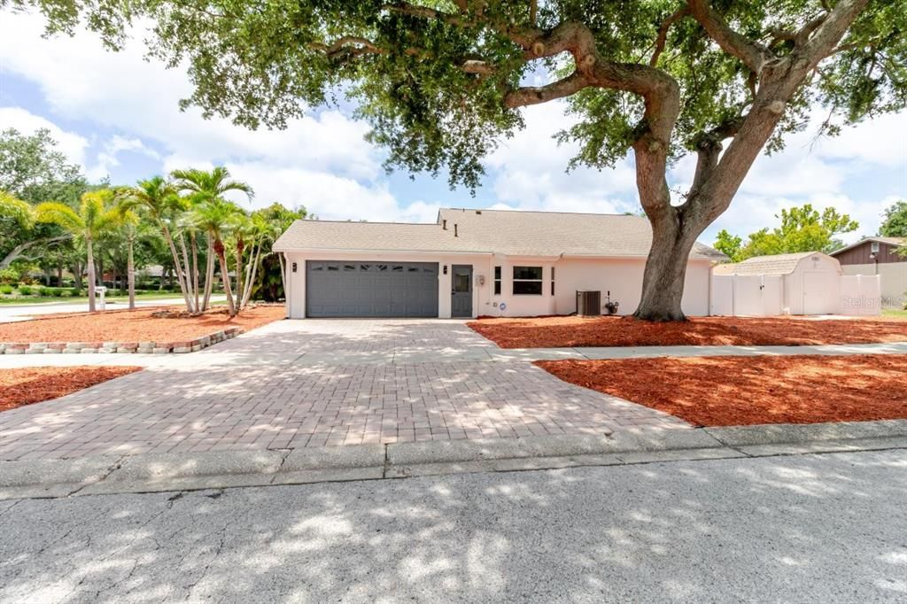 For Sale: $530,000 (3 beds, 2 baths, 1726 Square Feet)
