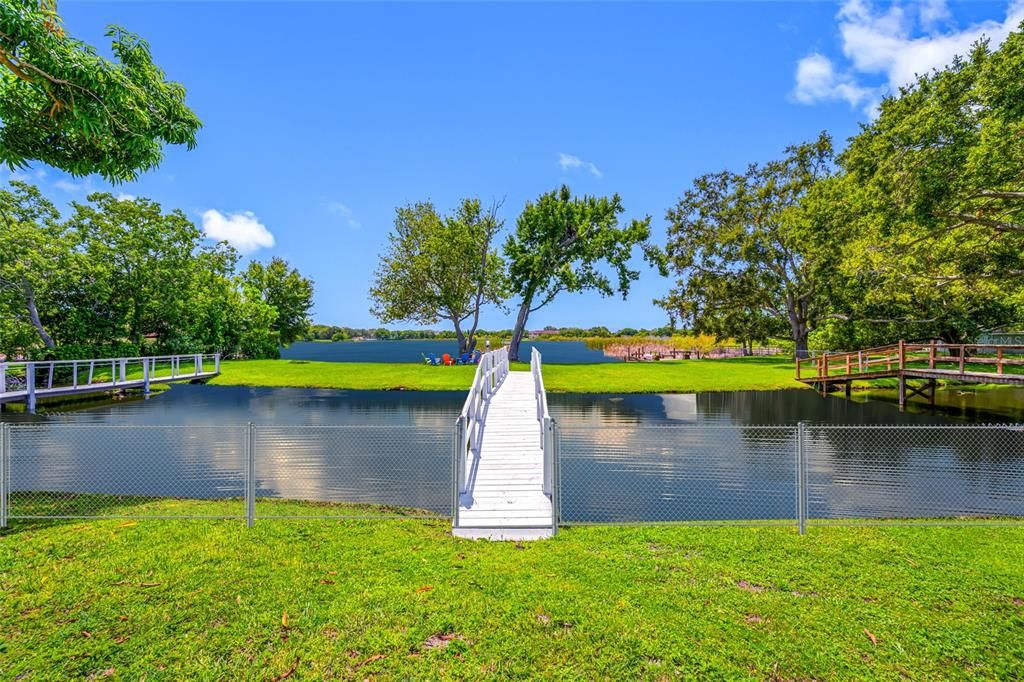 For Sale: $960,000 (4 beds, 3 baths, 2867 Square Feet)