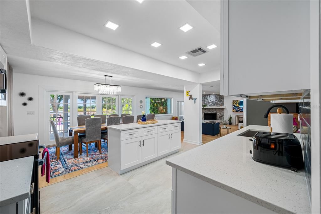 For Sale: $960,000 (4 beds, 3 baths, 2867 Square Feet)