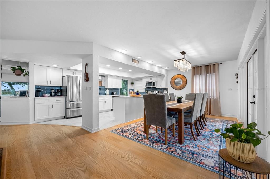 For Sale: $960,000 (4 beds, 3 baths, 2867 Square Feet)