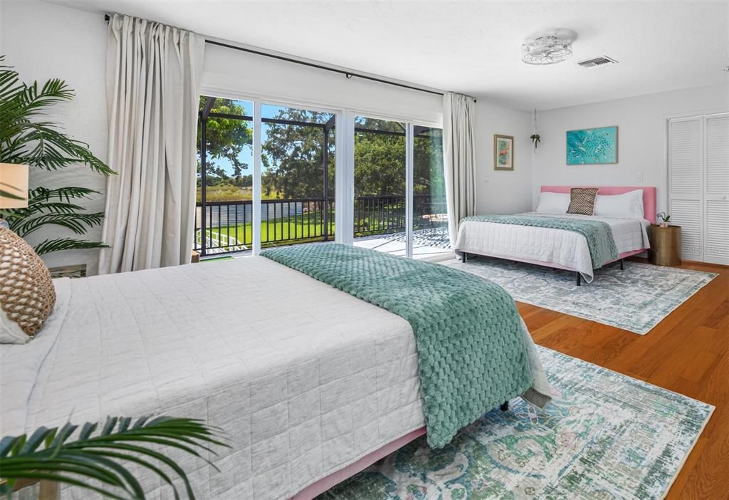 For Sale: $960,000 (4 beds, 3 baths, 2867 Square Feet)